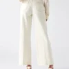 Naomi-Jeanshose mit weitem Bein Naomi-Jeanshose mit weitem Bein
