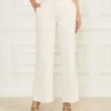 Naomi-Jeanshose mit weitem Bein Naomi-Jeanshose mit weitem Bein